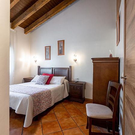 Apartamentos El Pedrayu Онис Экстерьер фото