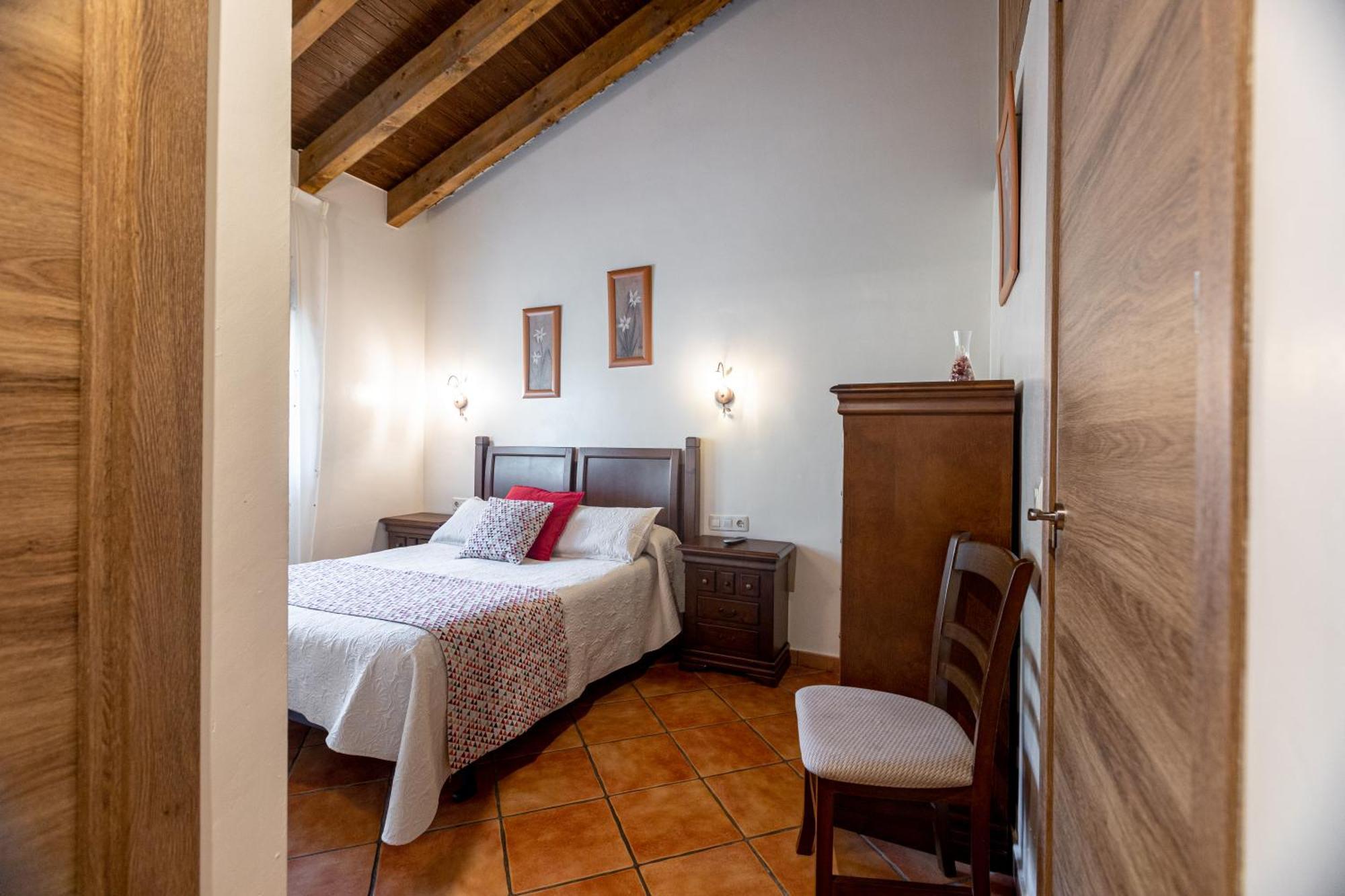 Apartamentos El Pedrayu Онис Экстерьер фото