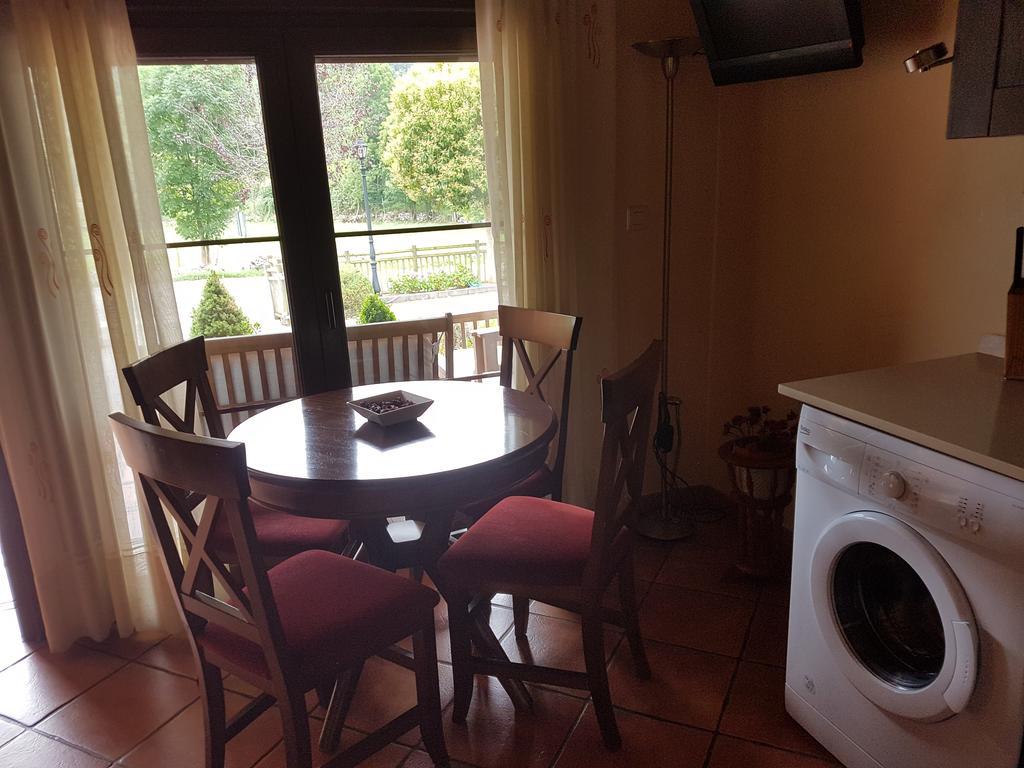 Apartamentos El Pedrayu Онис Экстерьер фото